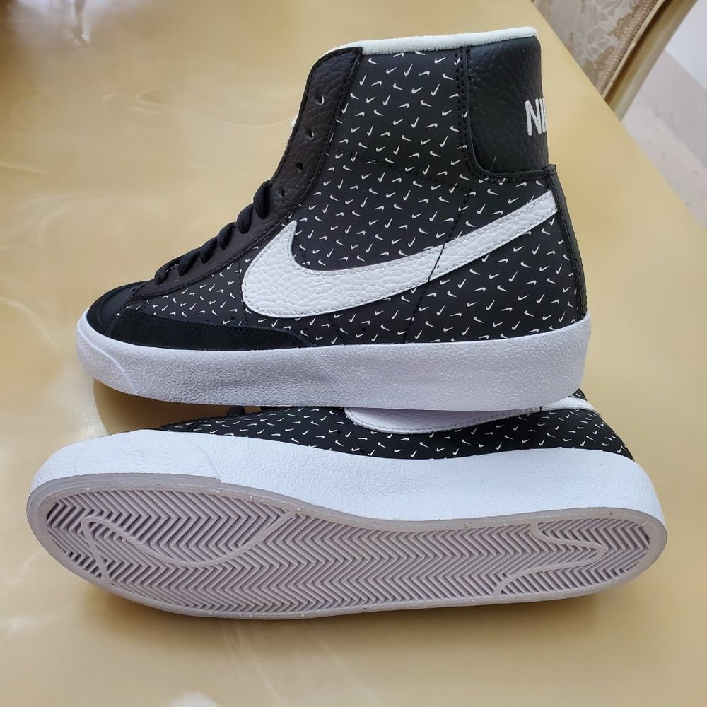 Nike Blazer Mid 77 - Picture 11 of 13